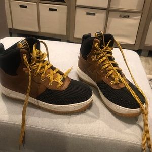 Nike Lunar Force DuckBoot 6Y